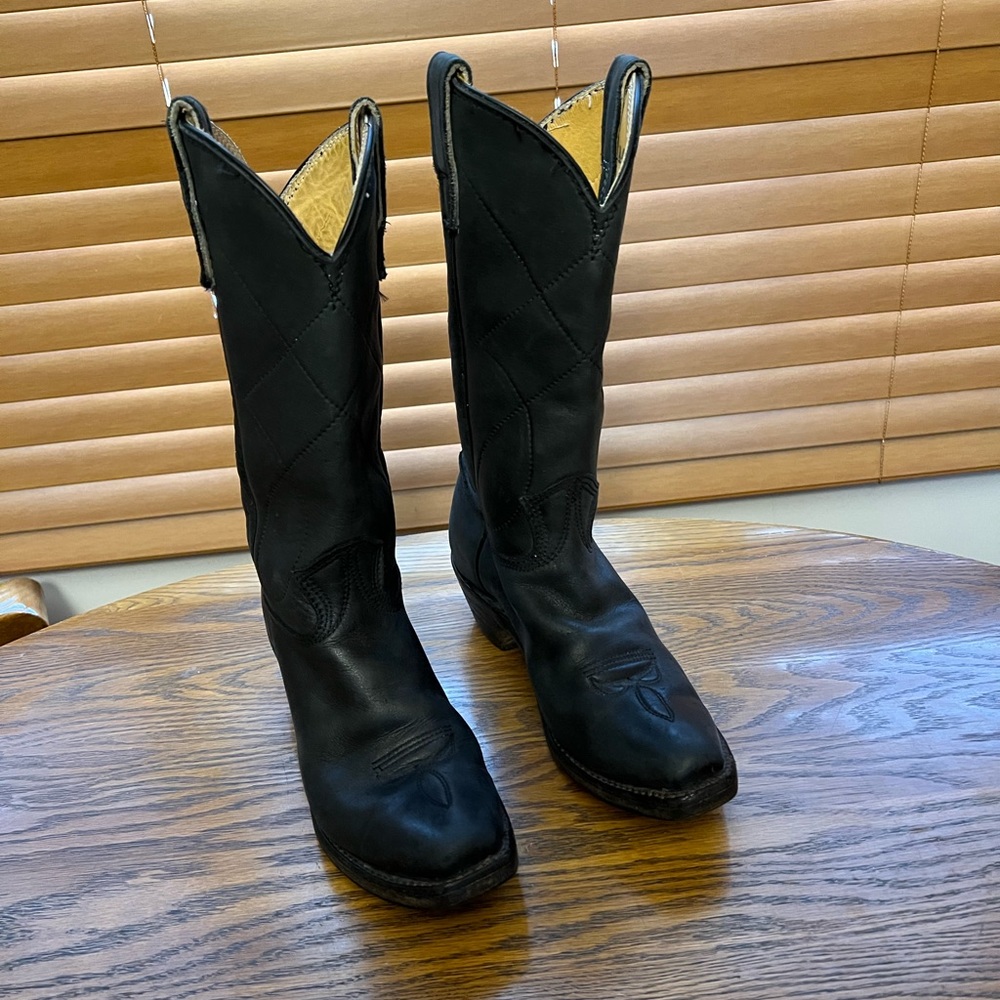 Vintage Stewart 1977 hand made Black leather womens Cowboy Boots size 6B